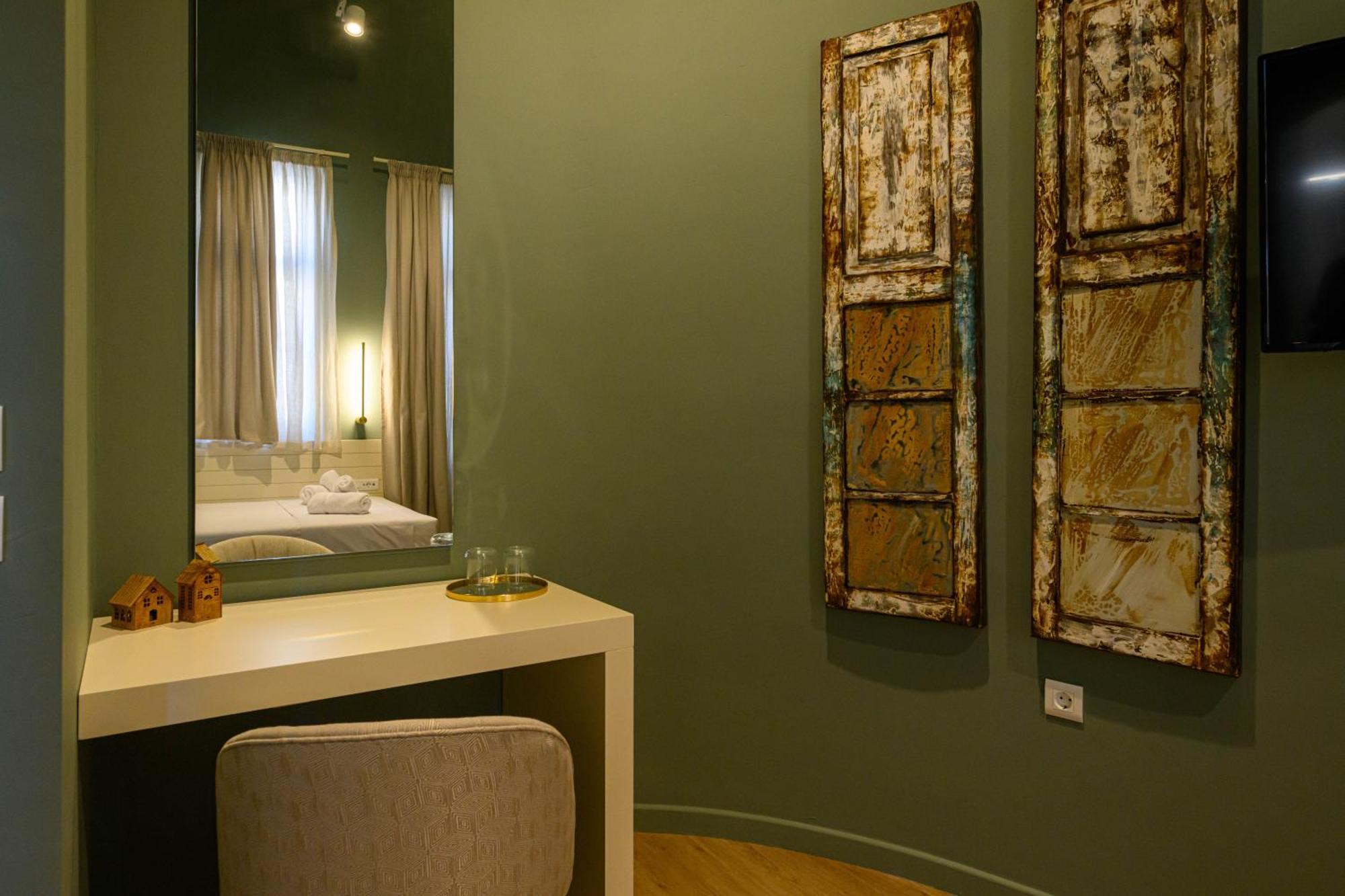 Blueblood - The Rooms Kalamata Esterno foto